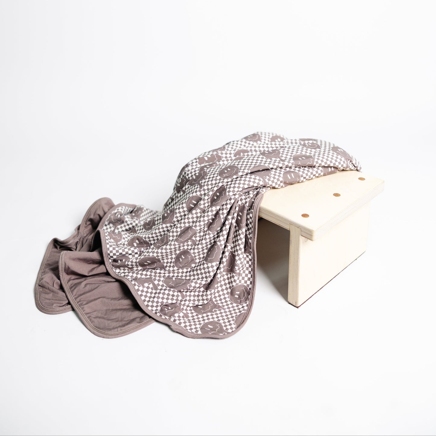 Smiley Drip Bamboo Blanket