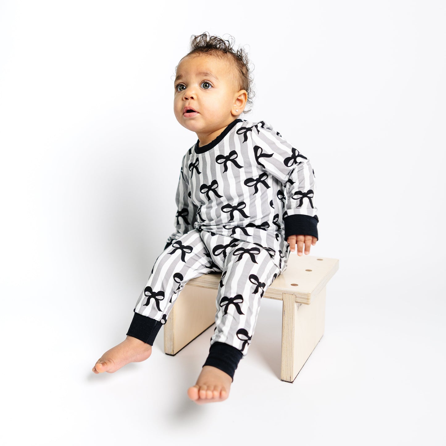 Midnight Bows Bamboo Set