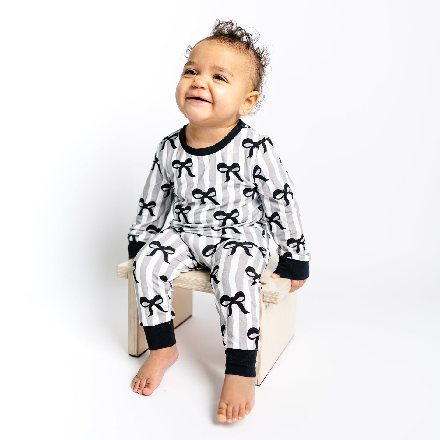 Midnight Bows Bamboo Set